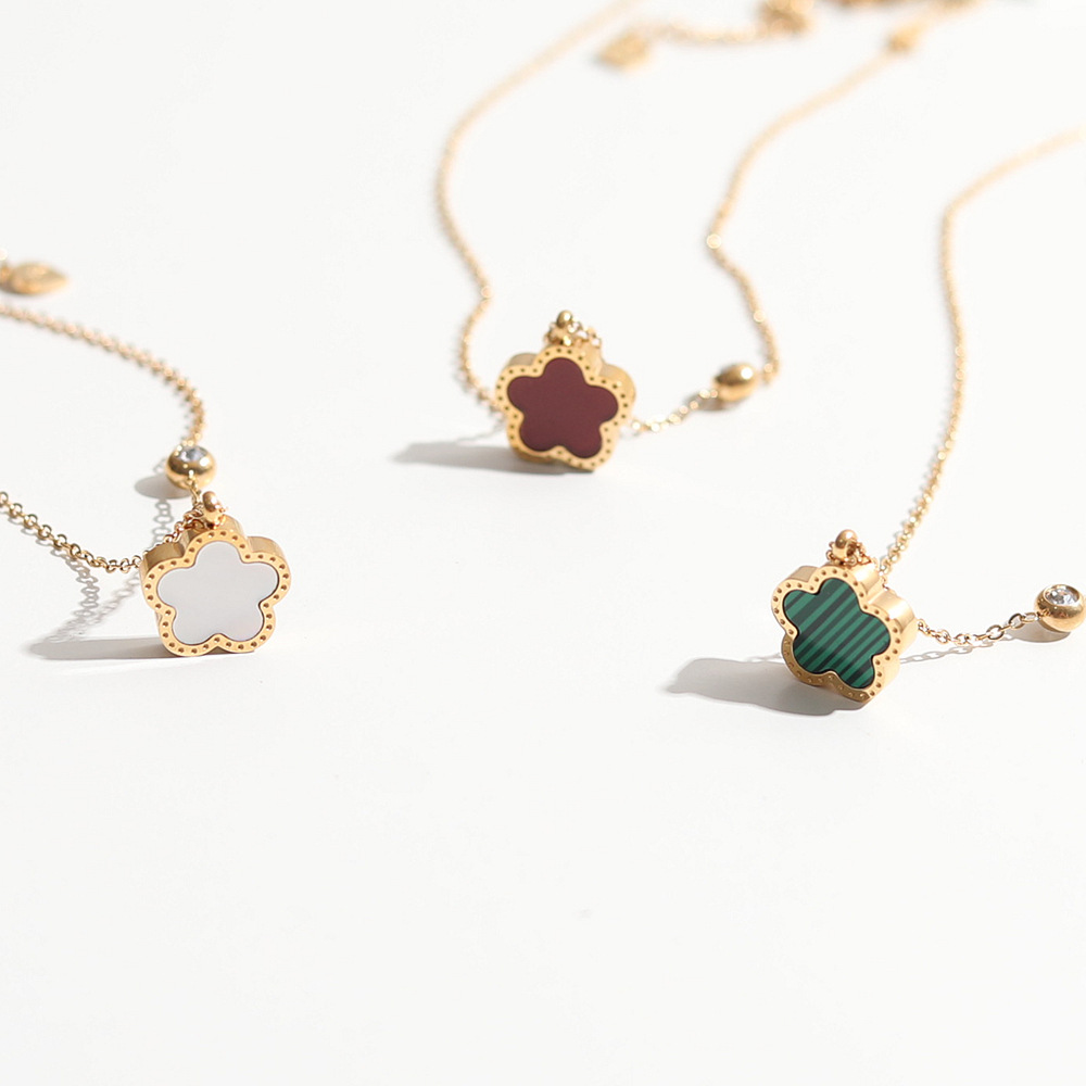 สแตนเลสสตีล18K ชุบทองห้าโคลเวอ - Red Clover Flower บทวิจารณ์และราคา